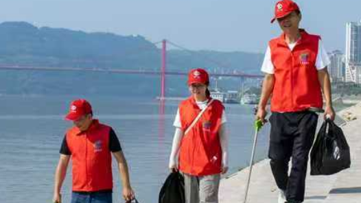 軍民共護(hù)江河安瀾