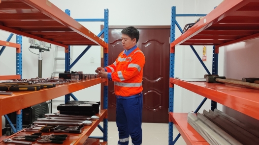 一群鐵路接觸網(wǎng)工的“國(guó)慶約定”